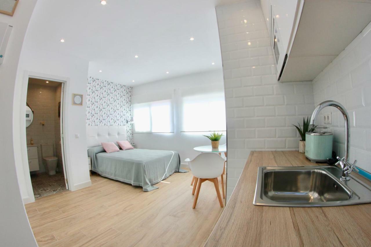 Pangsapuri studio 25 m² dengan 1 bilik mandi peribadi di Pusat Bandar Torremolinos Luaran gambar
