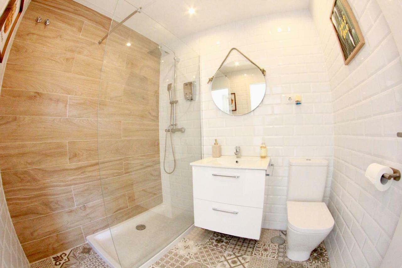 Pangsapuri studio 25 m² dengan 1 bilik mandi peribadi di Pusat Bandar Torremolinos Luaran gambar