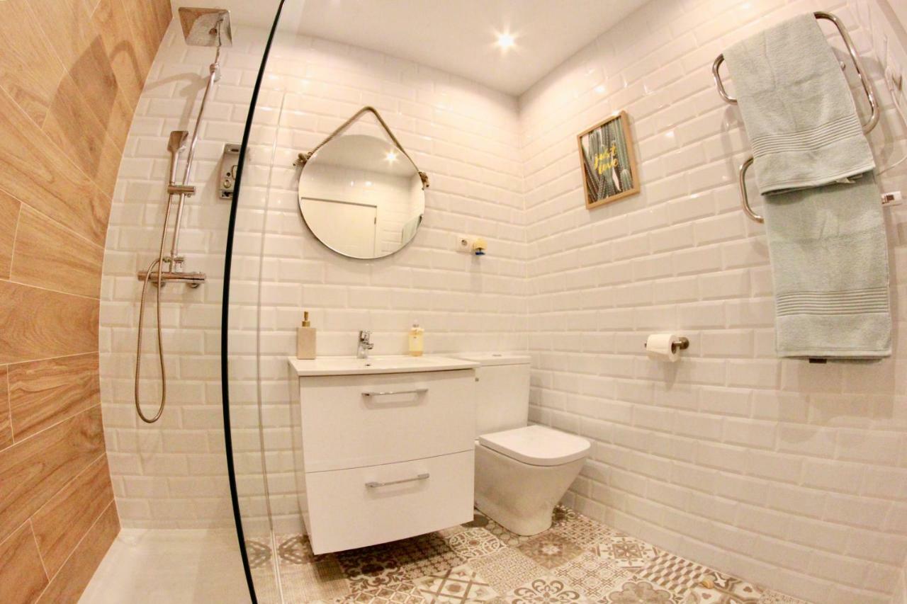 Pangsapuri studio 25 m² dengan 1 bilik mandi peribadi di Pusat Bandar Torremolinos Luaran gambar